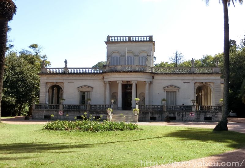 ウルグアイ、モンテビデオ。フアンマヌエルブラネス美術館を観光。 糸ぶろぐ