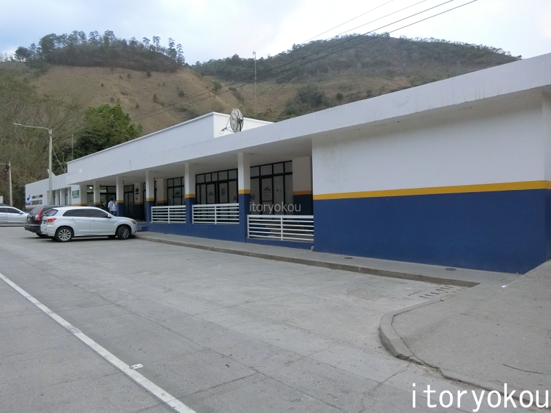 チキムラからコパンへの移動。グアテマラからホンジュラスの国境越え 糸ぶろぐ